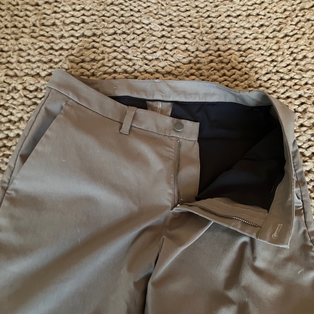 Lululemon ABC Trouser 32